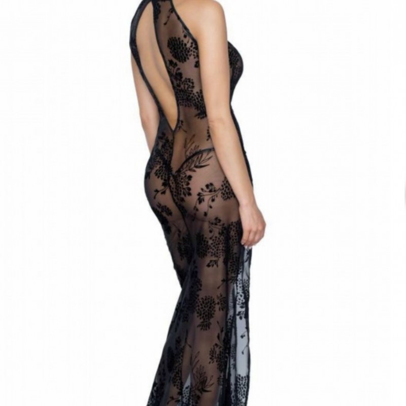 Lingerie osée avec robe tulle transparente